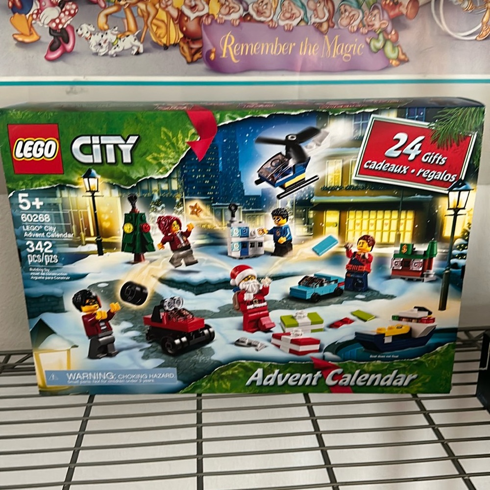 Lego advent calendar 60268 nwt